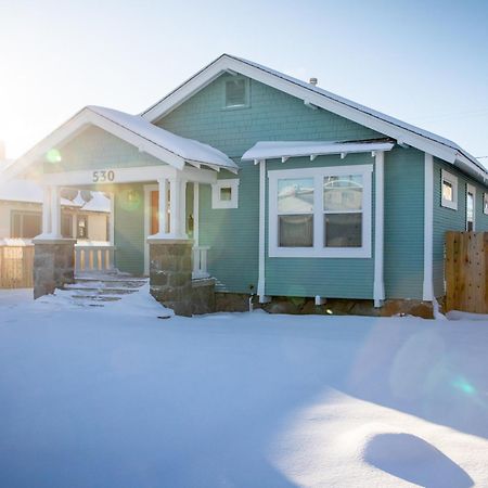 Reno'S Biggest Little House - Cozy Home Theatre Exterior photo